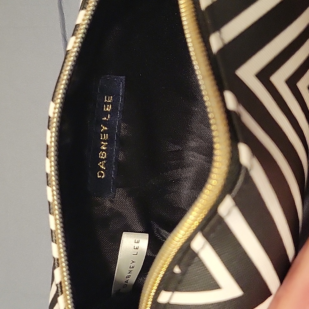 Dabney Lee Black and White Zigzag Pouch/Travel Bag - Picture 2 of 3